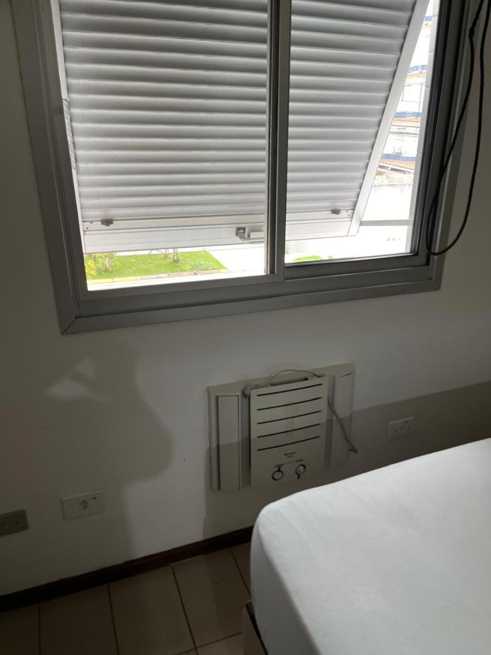 Apartamento Grande 300mt Da Ubatuba