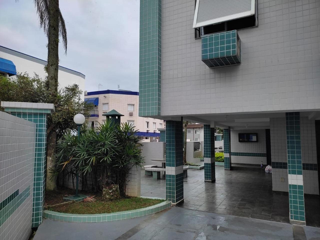 Apartamento Grande 300mt Da *
