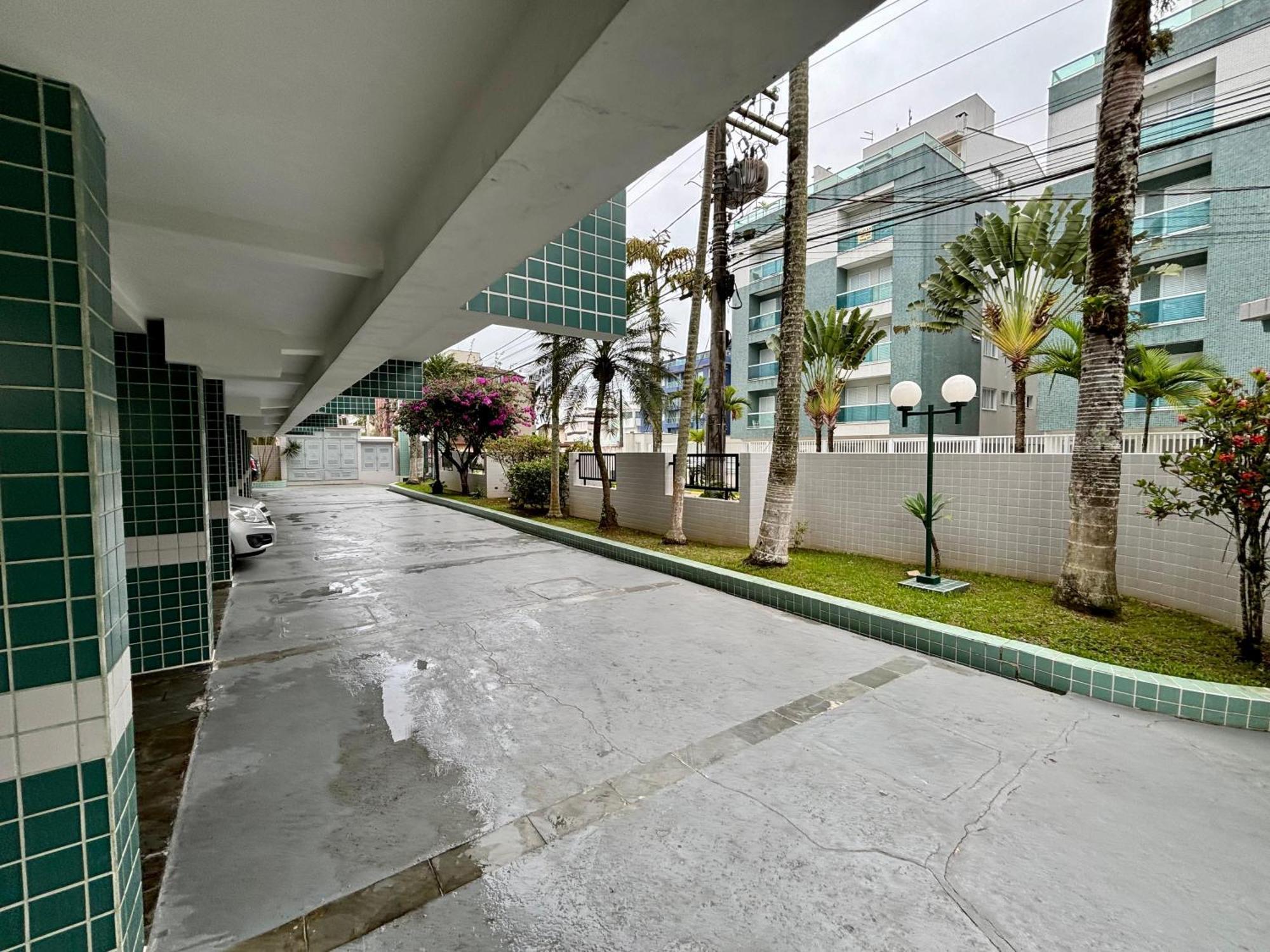 Apartamento Grande 300mt Da