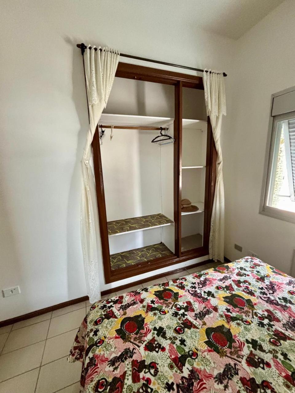 Apartamento Grande 300mt Da