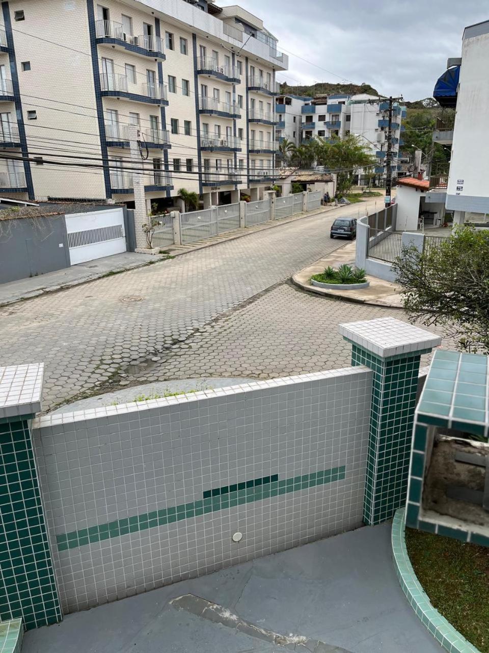 Apartamento Grande 300mt Da Ubatuba